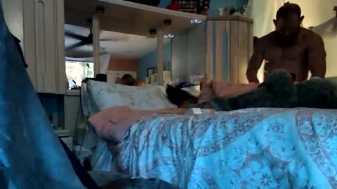 WeAim2PZzz online show from 03/10/25, 11:53