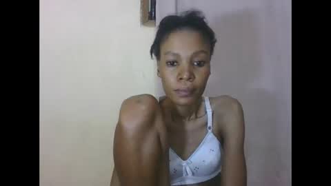 ESTHER online show from 03/30/26, 01:39