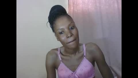 Snapshot of sweetpetite254 chatting on 05/10/26, 02:22 ESTHER online show from 05/10/26, 02:22