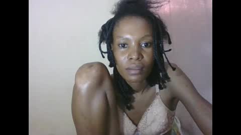 Snapshot of sweetpetite254 chatting on 05/30/26, 01:52 ESTHER online show from 05/30/26, 01:52
