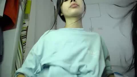 Caro  Lily online show from 09/18/25, 02:57