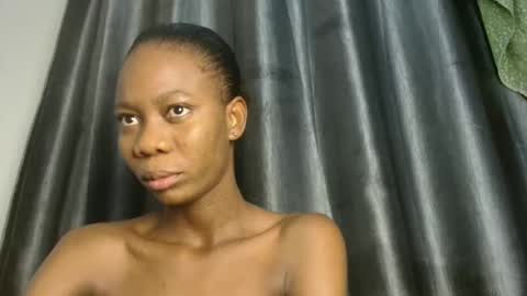 slim ivy online show from 12/16/25, 04:06