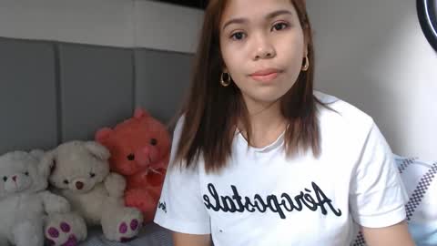 Snapshot of sweetraffy18 chatting on 01/13/25, 12:30 Raffy online show from 01/13/25, 12:30