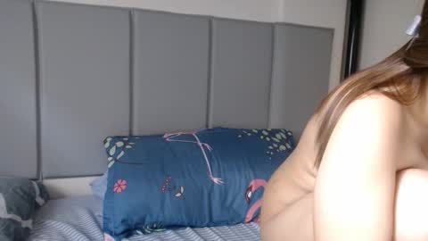 Snapshot of sweetraffy18 chatting on 02/13/25, 04:43 Raffy online show from 02/13/25, 04:43