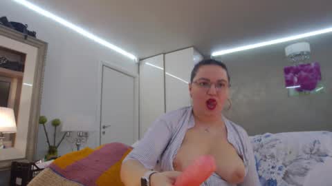 SweetRaisa online show from 03/11/26, 07:42