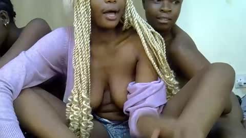 Lilly online show from 03/06/26, 07:21