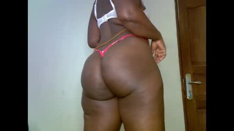 Snapshot of sweetrenne chatting on 02/21/25, 09:45 sweetrenne online show from 02/21/25, 09:45