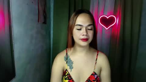 Snapshot of sweetsassyvv chatting on 11/13/25, 02:49 sweetsassyvv online show from 11/13/25, 02:49