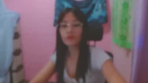 Mia online show from 05/19/26, 12:55