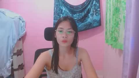 Mia online show from 05/20/26, 12:44