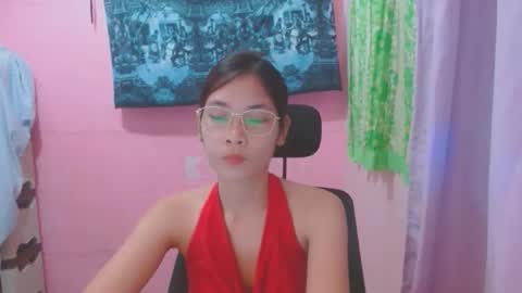 Mia online show from 05/26/26, 12:34