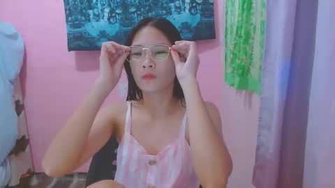 Mia online show from 05/27/26, 12:46
