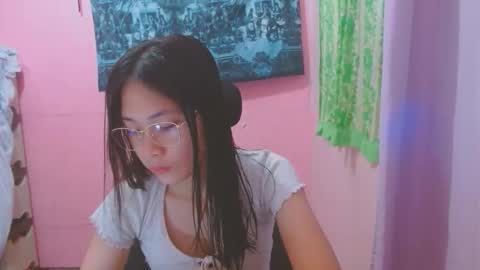 Mia online show from 05/30/26, 03:58