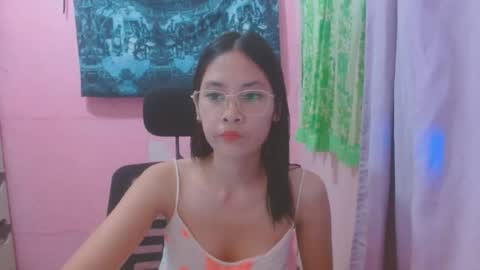 Snapshot of sweetsexygirl20 chatting on 06/29/26, 05:25 Mia online show from 06/29/26, 05:25