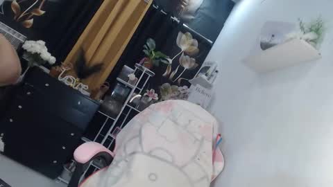Ningning online show from 05/18/26, 11:16