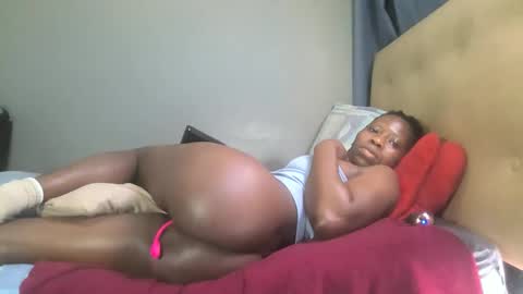 sweetslenderxx online show from 05/12/26, 08:55