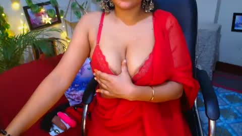 Snapshot of sweetsour18 chatting on 09/11/25, 10:54 SweetSour online show from 09/11/25, 10:54