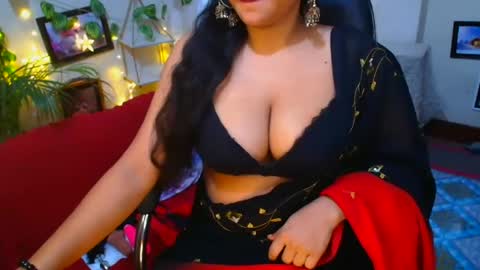 Snapshot of sweetsour18 chatting on 09/13/25, 12:32 SweetSour online show from 09/13/25, 12:32