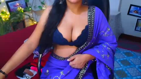 Snapshot of sweetsour18 chatting on 10/02/25, 02:07 SweetSour online show from 10/02/25, 02:07