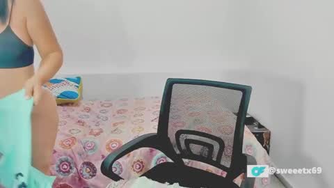 lili online show from 12/19/24, 02:24