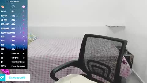 lili online show from 01/03/25, 03:49