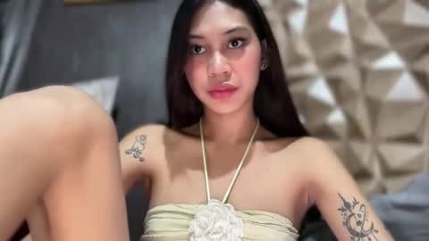 Snapshot of sweetstares chatting on 09/09/25, 04:28 yanny online show from 09/09/25, 04:28