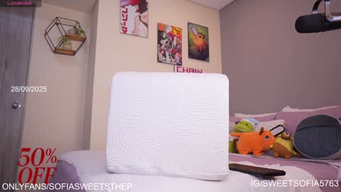 Sofia  online show from 09/29/25, 03:33