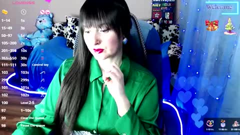 Snapshot of sweetsunnymila chatting on 12/27/24, 05:16 HelloI amShy Charming Mila-Nice to meet you and Welcome I am not a nude model  Sometimes a smile is all that we need online show from 12/27/24, 05:16