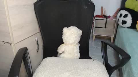 sweett_candy1 online show from 11/11/25, 02:11