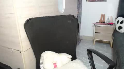 sweett_candy1 online show from 11/25/25, 02:33