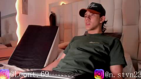 sweett_candy2 online show from 04/13/26, 01:33