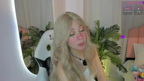 sweett_fire online show from 05/06/26, 05:40