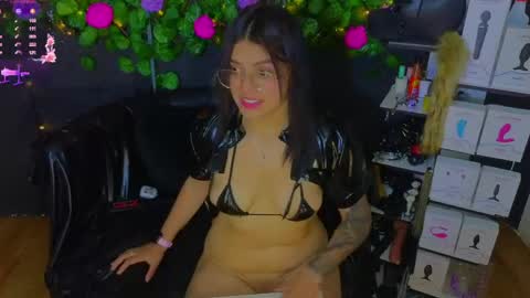 Molly -  INDEPENDENT MODEL online show from 05/21/26, 11:34