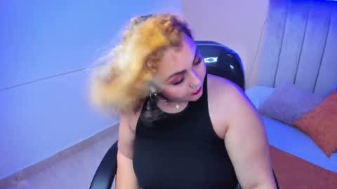 sweett rose   online show from 01/13/26, 05:46