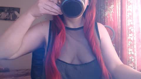 Snapshot of sweettanne chatting on 05/02/26, 01:27 SweettAnne online show from 05/02/26, 01:27