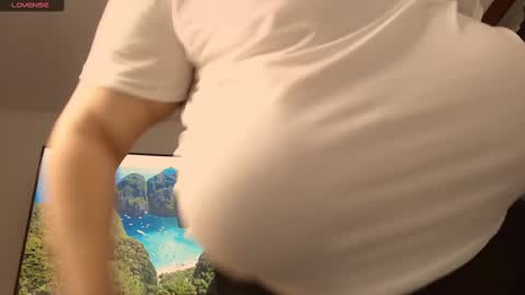 Maya online show from 02/21/25, 09:54