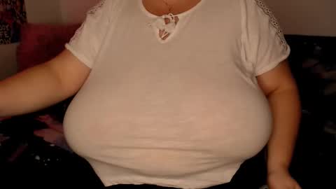 Maya online show from 11/19/25, 09:48