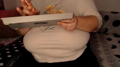 Maya online show from 11/20/25, 10:26