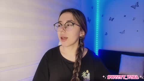 Veronica Independent Model online show from 10/25/25, 10:01