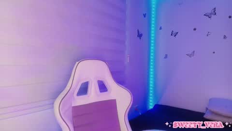 Veronica Independent Model online show from 11/18/25, 11:03