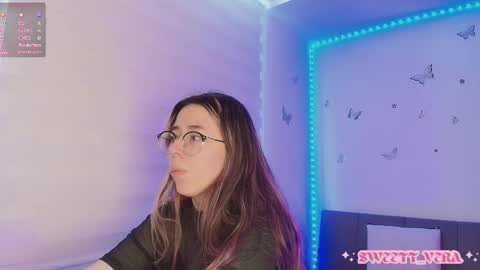 Veronica Independent Model online show from 11/23/25, 01:00