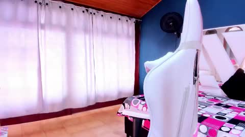 ALONDRA online show from 03/07/25, 06:54