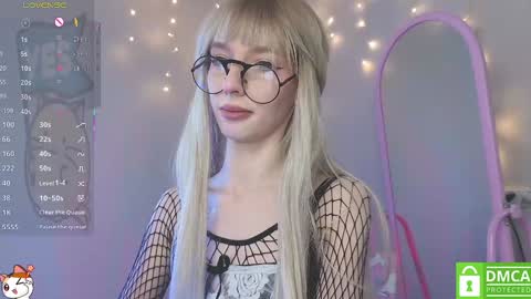 Elis  a little vacation Ill be here Saturday my schedules in bio online show from 02/03/25, 09:30