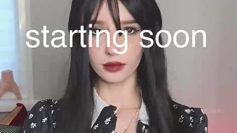 Elis  a little vacation Ill be here Saturday my schedules in bio online show from 09/24/25, 11:35