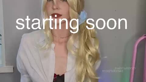 Elis  a little vacation Ill be here Saturday my schedules in bio online show from 10/06/25, 06:11