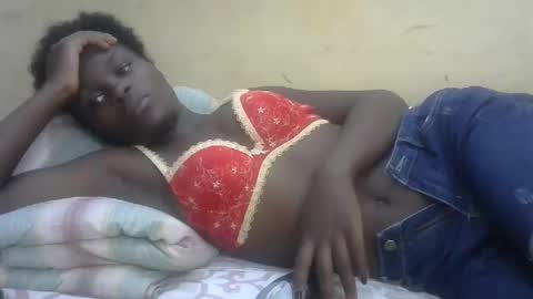 Snapshot of sweetvallerie chatting on 02/22/25, 03:25 sweetvallerie online show from 02/22/25, 03:25