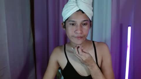 sweetvictoria2000 online show from 11/08/25, 11:10