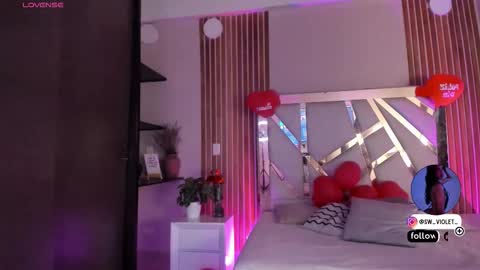 sweetviolet___ online show from 02/18/26, 12:34