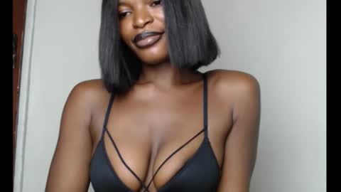 sweetxxboobsx online show from 11/18/25, 08:52