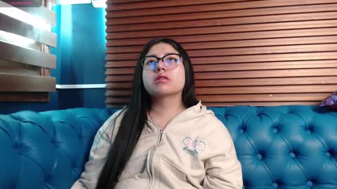 Snapshot of sweety_ashly chatting on 02/11/25, 11:21 Ashley 3 online show from 02/11/25, 11:21